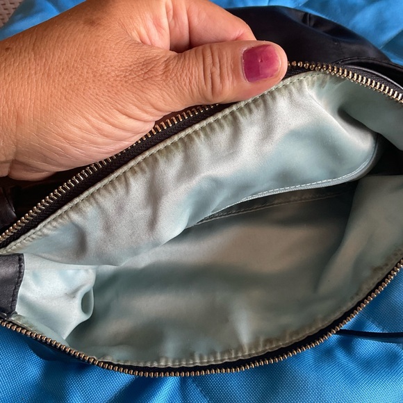 Coach - Picture 6 of 8